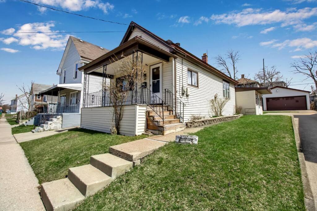 Welcome To Our Cozy Krib Buffalo Exterior photo